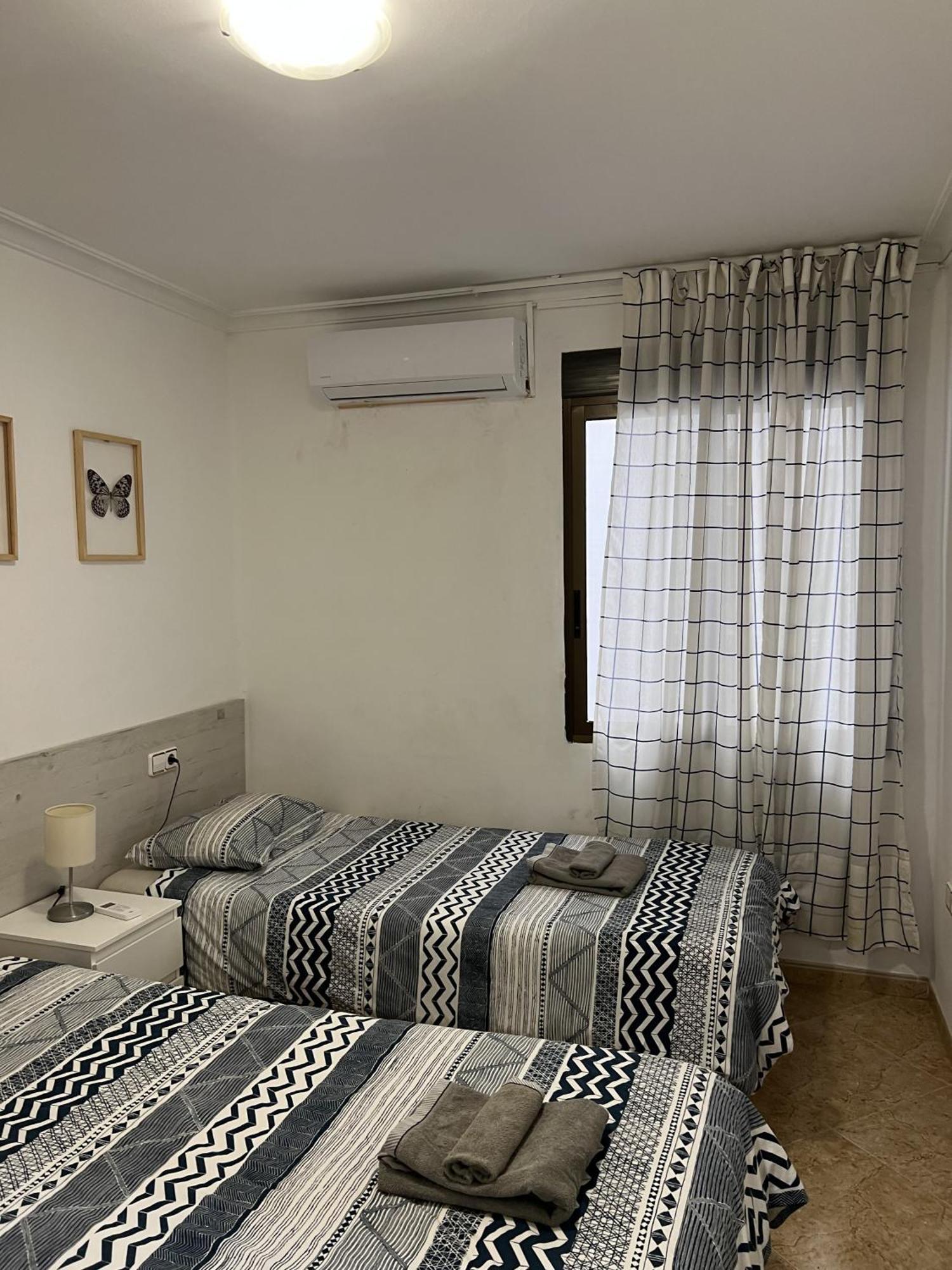 Moderno Y Acogedor Apartamento Para 6 Personas Valencia Exterior photo